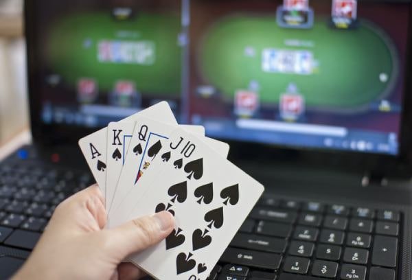 Giao diện Casino trực tuyến bj388 trên màn hình điện thoại di động